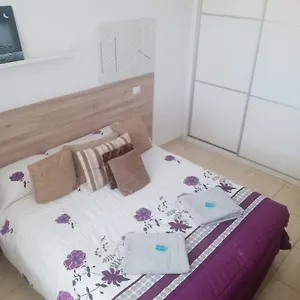 Privada Con Balcon Homestay